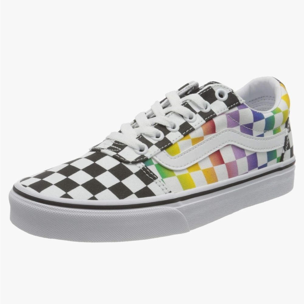 NWT Vans Women's Ward Canvas Sneaker